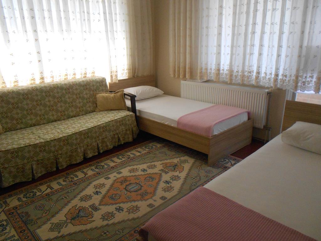 Irmak Family Pension & Apartments 埃杰阿巴德 客房 照片