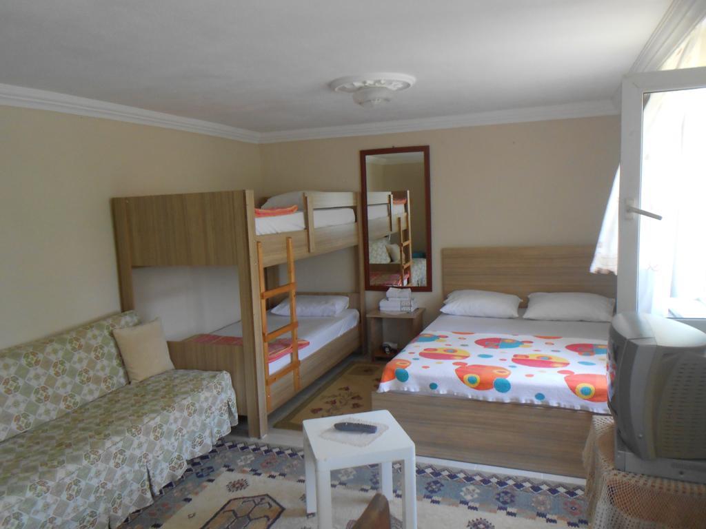 Irmak Family Pension & Apartments 埃杰阿巴德 客房 照片